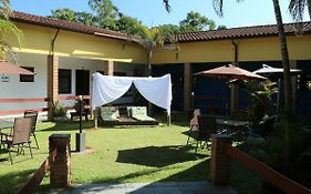 Francis Hotel Pousada